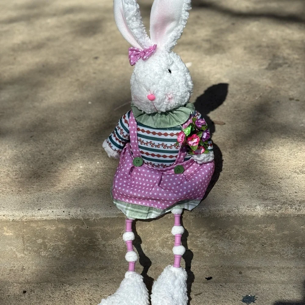 Plush Bunny Shelf Sitter Easter Decor‎